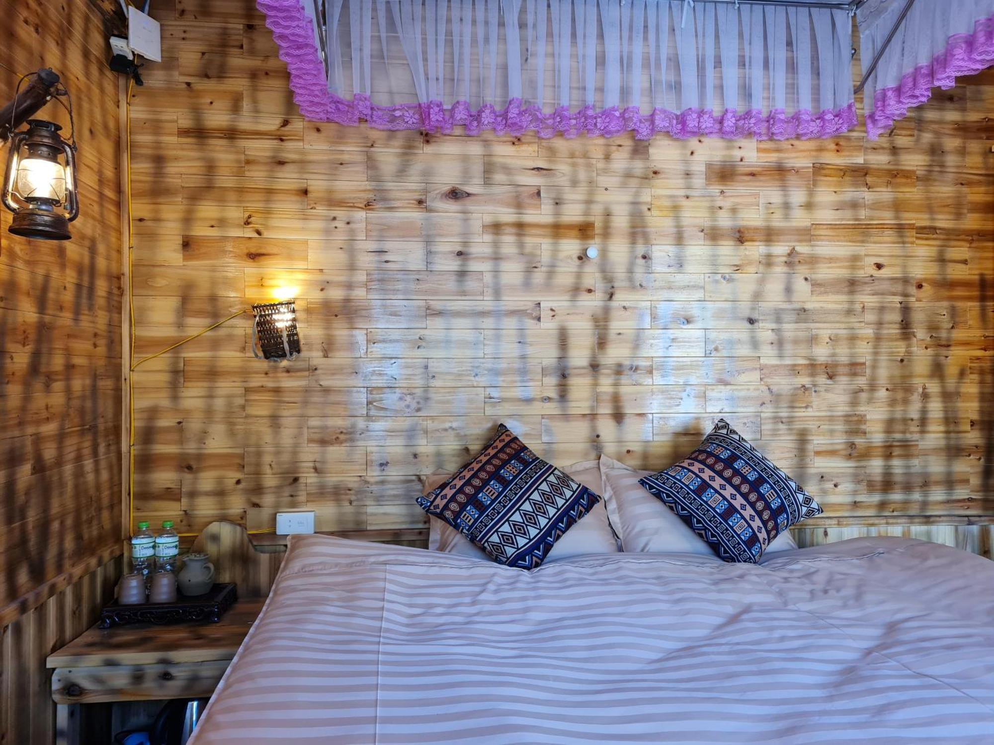 Nhà Cổ Lao Xa Homestay Hmong Dong Van (Ha Giang) Exterior foto
